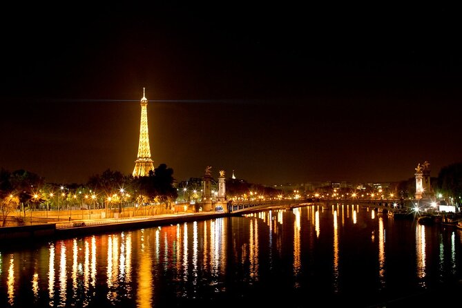 Private Night Tour of Paris With Hotel Pick-Up - Accessibility and Participation