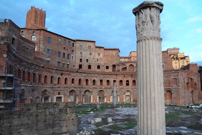 Private Night Tour of Rome Colosseum Forum and Famous Sites - Authentic Insights from Past Travelers