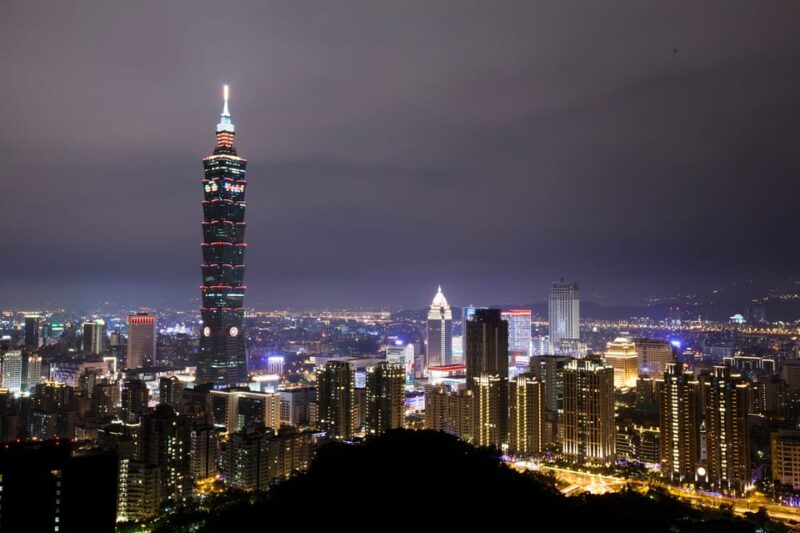 Private Night Tour: Taipei City Highlights - Participant Information