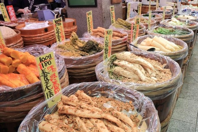 Private Nijo Castle Sightseeing and Nishiki Food Tour - Booking and Pickup Details