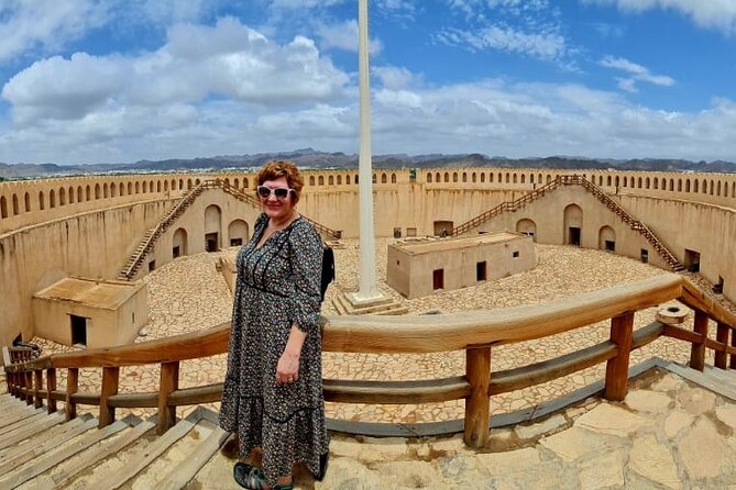 Private Nizwa - Al Hamra Old Village - Misfah Al Arbyeen - Full Day Tour - Tour Requirements