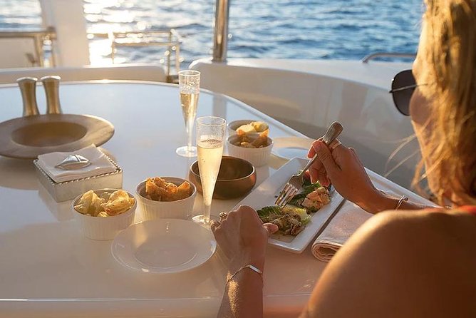 Private Oahu Sunset Charter With Tasting and Drinks - Important Information to Know