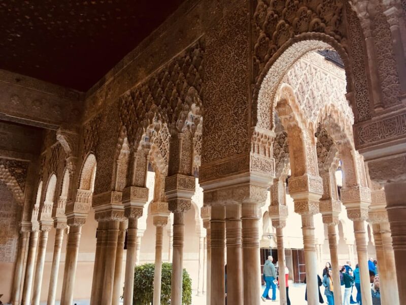 Private Official Guide Alhambra (Tickets Not Included) - Expert Private Guide