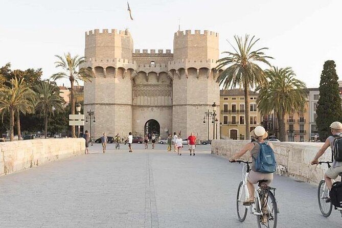 Private Old Town Golden Age Valencia Tour - Key Points