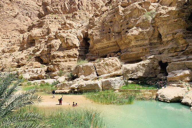 Private Oman Desert Overnight in Wahiba Sand and Wadi Exploration - Pricing and Cancellation Policy