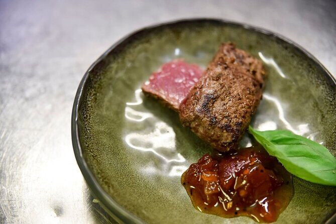 Private Outback Gourmet Food, Art, and Sightseeing Tour - Frequently Asked Questions