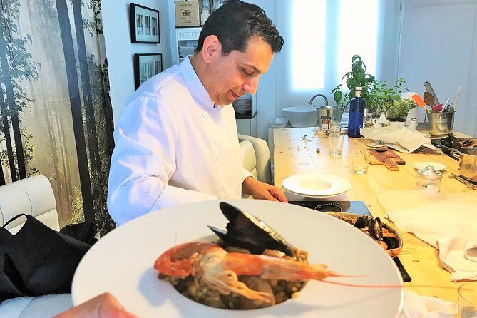 Private Paella Class with Full Dinner Menu - Key Points