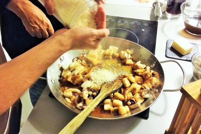 Private Paella Class with Full Dinner Menu - Exploring the Tour: What You Can Expect