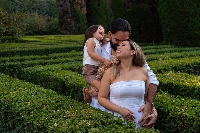 Private Photo Session Tour for Couples in Madrid - FAQ