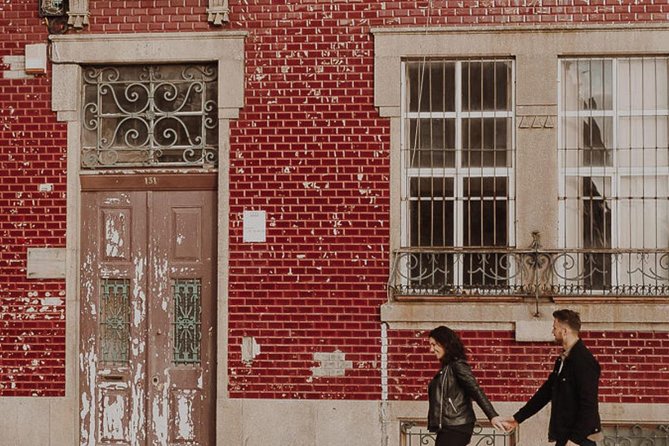 Private Photo Session With a Local Photographer in Braga - Booking and Confirmation Process