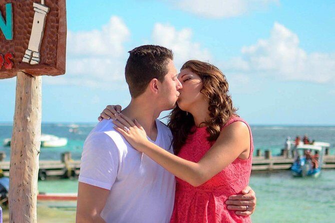 Private Photo Session with a Local Photographer in Cancún - The Sum Up