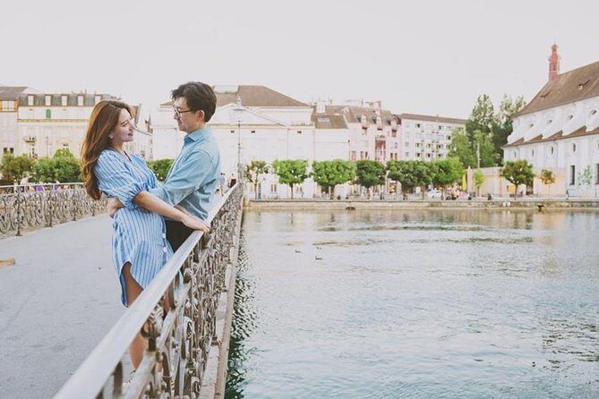 Private Photo Session with a Local Photographer in Interlaken - Key Points