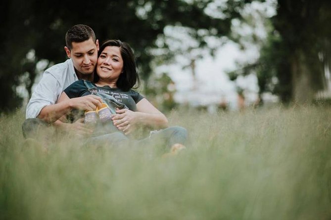 Private Photo Session With a Local Photographer in Manizales - Meeting and Location
