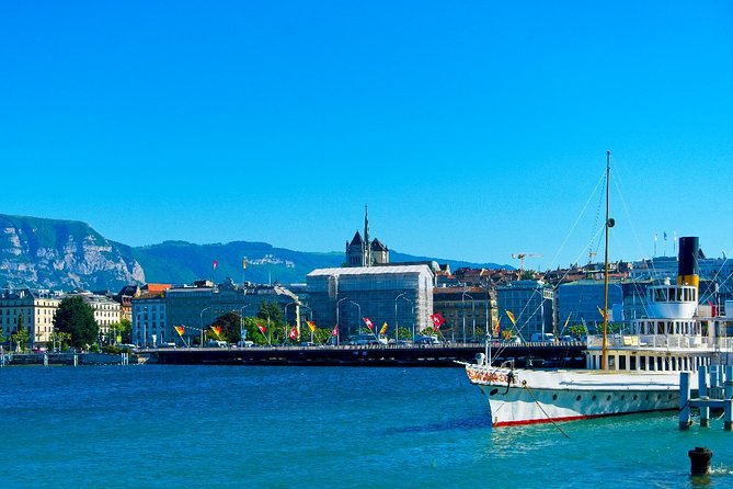 Private Photo Tour in Geneva - Pandemic-related Service Updates