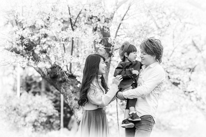 Private Photography in Shinjuku City - Meeting and Pickup Information