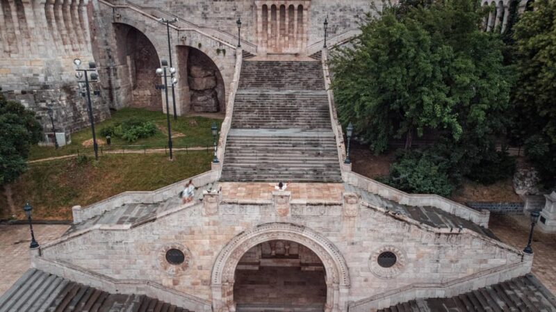 Private photography photo session at Fisherman Bastion - Who Is This Tour Best For?