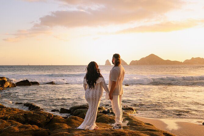 Private Photoshoot for Couples in Playa Los Cabos - Who Would Love This?