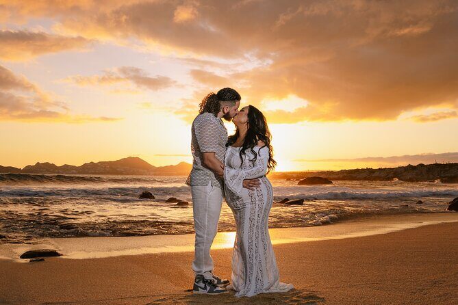 Private Photoshoot for Couples in Playa Los Cabos - The Sum Up