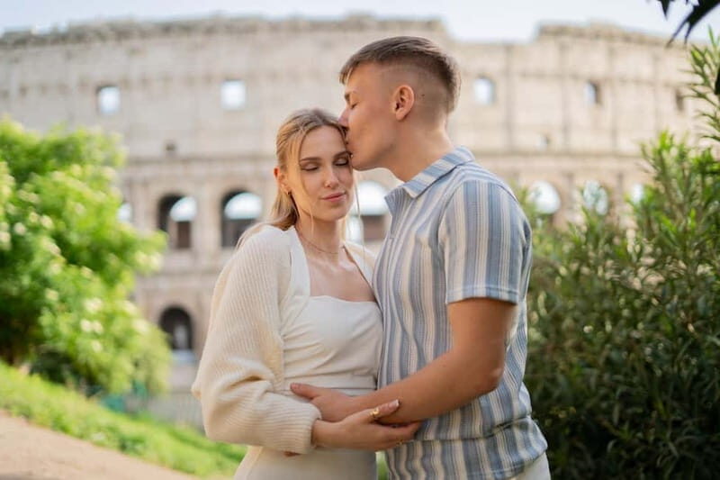 Private Photoshoot in Central Rome with Local Photographer - Exploring a Private Photoshoot in Central Rome with a Local Photographer