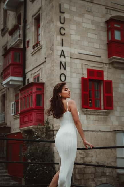 Private Photoshoot in Malta's Most Iconic Spots - Key Points