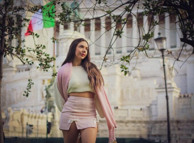 Private Photoshoot of Colosseum , Monti , Forum/Vittoriano - Landmark Exploration