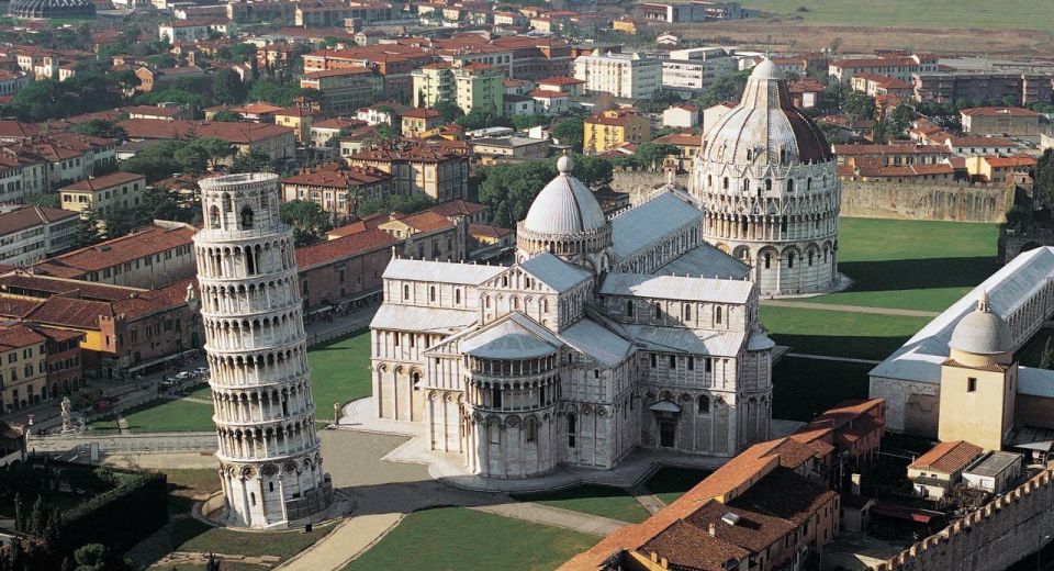 Private Pisa and Lucca Tour and Ticket for the Leaning Tower - Pisa Highlights