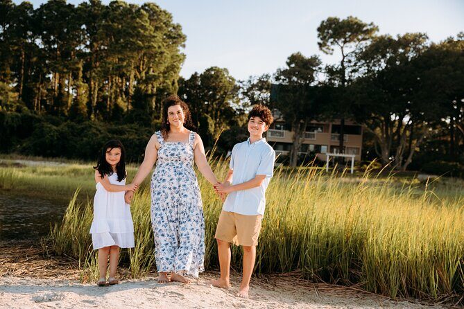 Private Professional Holiday Photoshoot in Hershey - The Sum Up