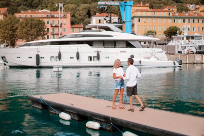 Private Professional Vacation Photoshoot in Nice - Accessibility and Communication