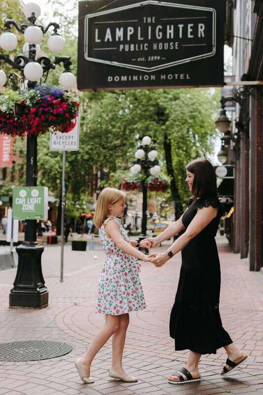 Private Professional Vacation Photoshoot in Vancouver - Frequently Asked Questions