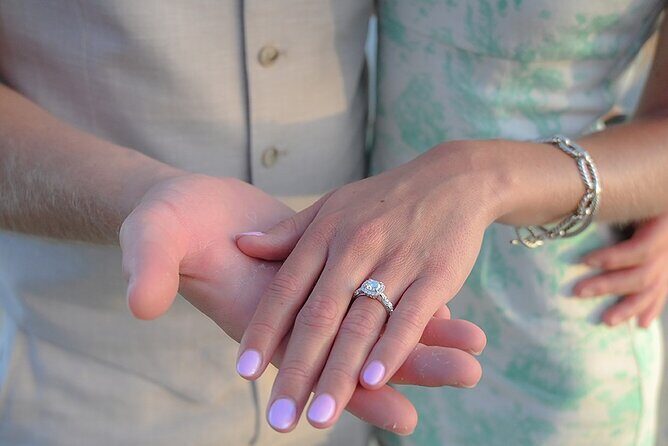 Private Proposal and Engagement Shoot in Key West - Key Points