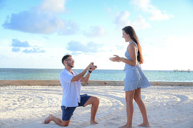 Private Proposal and Engagement Shoot in Key West - Setting the Scene: What to Expect from the Proposal and Engagement Shoot