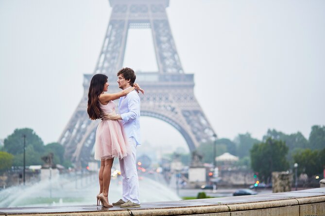 Private Proposal Photoshoot in Paris - Ask Away