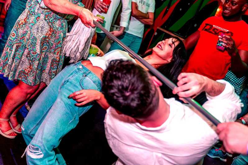 Private Pub Crawl Madrid With VIP Entry - Tour Details