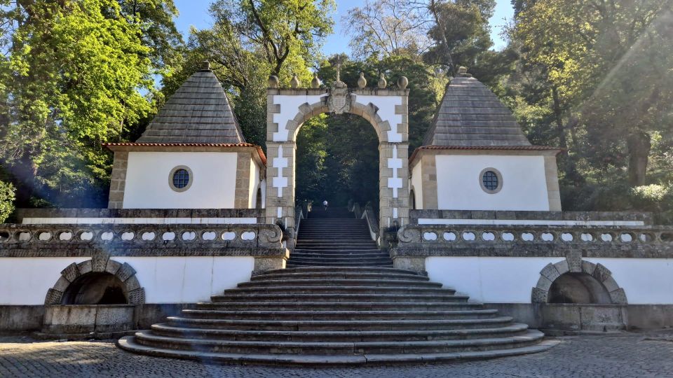 Private Religious Tour to Santiago Compostela & Braga - Pickup and Drop-off