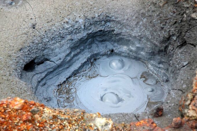 Private Reykjadalur Hike & Hot River Geothermal Tour - Inclusions and Exclusions