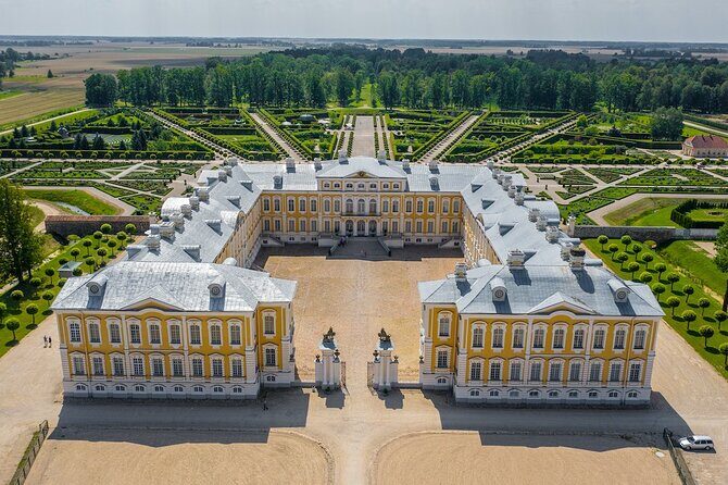 Private Riga Vilnius Transfer and Tour - The Sum Up