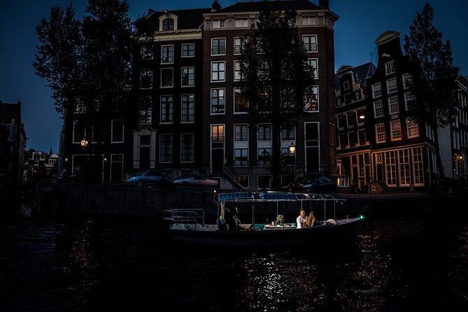 Private Romantic Evening Canal Cruise in Amsterdam - Amenities Onboard