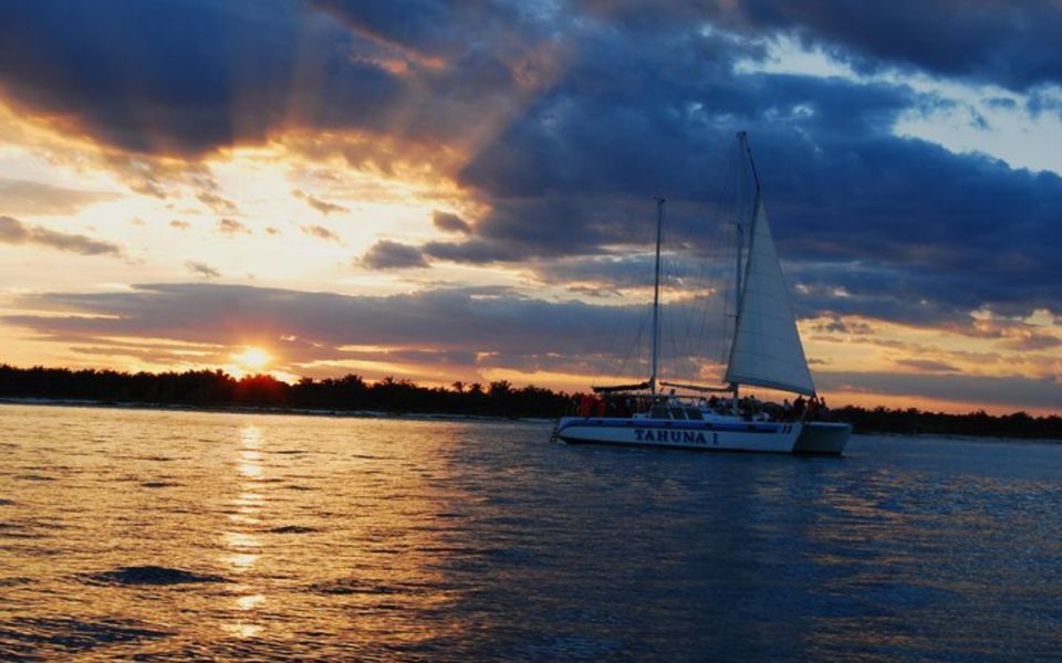 Private Romantic Sailing Sunset Experience - Onboard Activities and Amenities