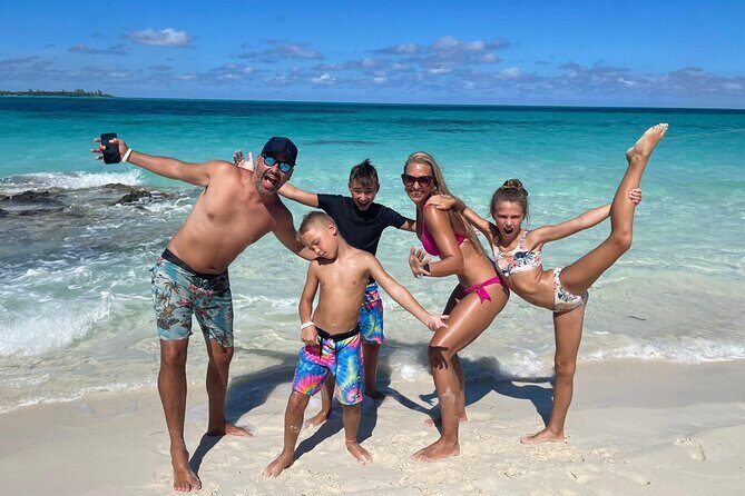 Private Rose Island, Swimming Pigs, Snorkeling and Turtles - Key Points