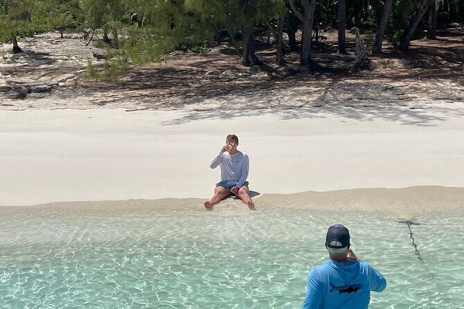 Private Rose Island, Swimming Pigs, Snorkeling and Turtles - FAQs