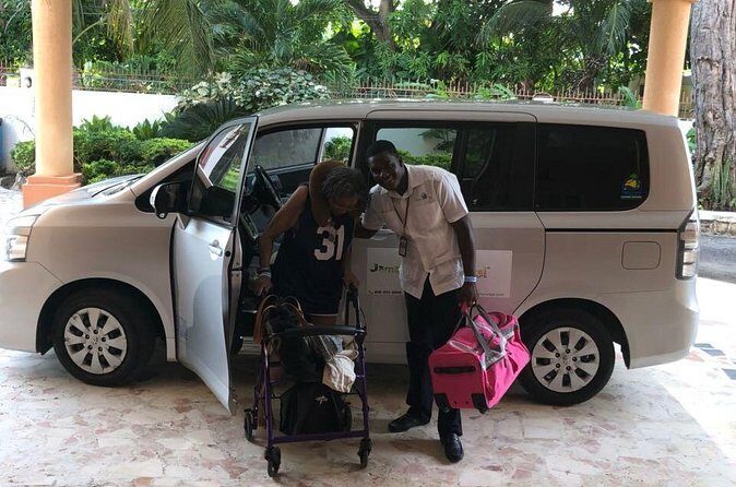 Private Round Trip Airport Transfers in and Around Montego Bay - The Experience: What You Can Expect  