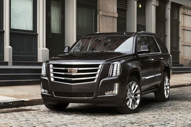 Private Round Trip Boston Airport BOS to Boston City - Vehicle Options for Your Comfort