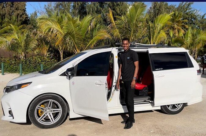 Private Round Trip Punta Cana Airport to Uvero Alto Villa/Hotel Transfer - FAQs