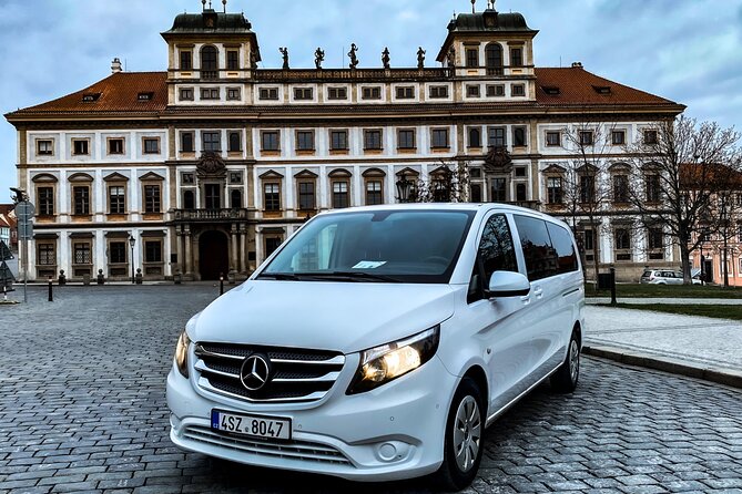 Private ROUND-TRIP to and From ČESKÝ KRUMLOV (Unesco Heritage) by MINIVAN 8+1pax - Key Points