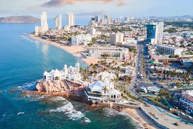 Private roundtrip airport to hotel transfer in Mazatlan - Real Traveler Experiences