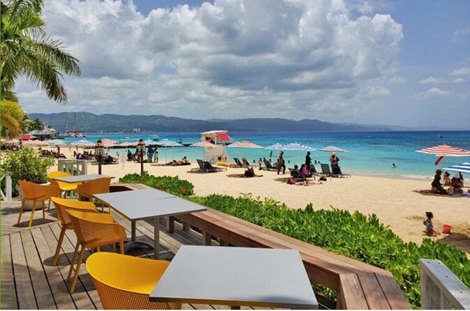 Private Roundtrip Hotel Transfers to Doctors Cave Beach Club - Practical Details and Value