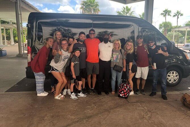 Private Roundtrip Minivan Airport Transfer to Palm Cay - FAQ
