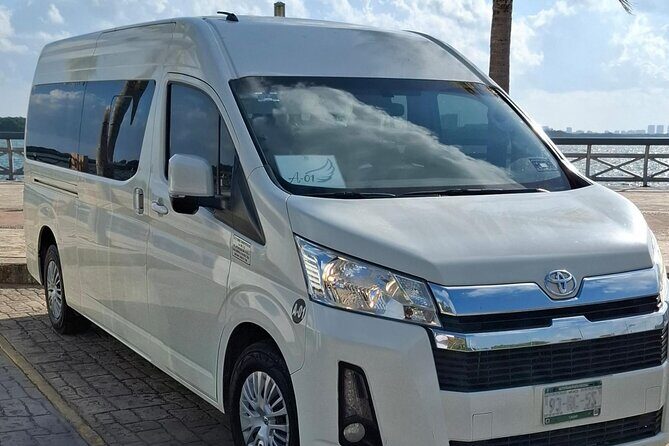 Private Roundtrip transfer from Cancun Airport up Puerto Morelos - Key Points