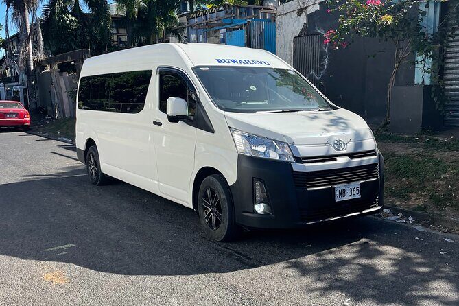 Private Roundtrip Transfer - Nadi Airport to Crown Plaza Nadi Bay - The Experience from Arrival to Departure