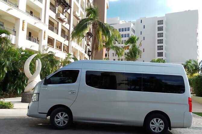 Private roundtrip transportation from Cancun airport to hotels - First Impressions: A Service Designed for Convenience